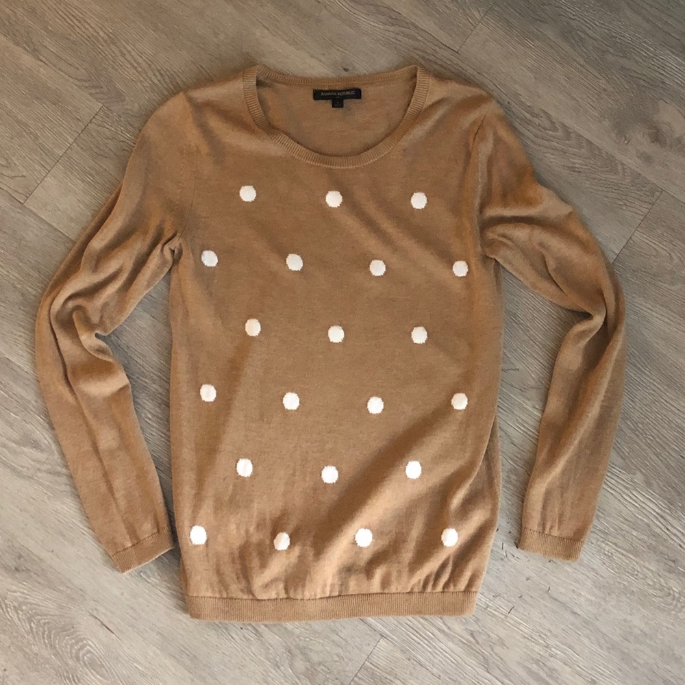Banana Republic Tan Sweater - SMALL
